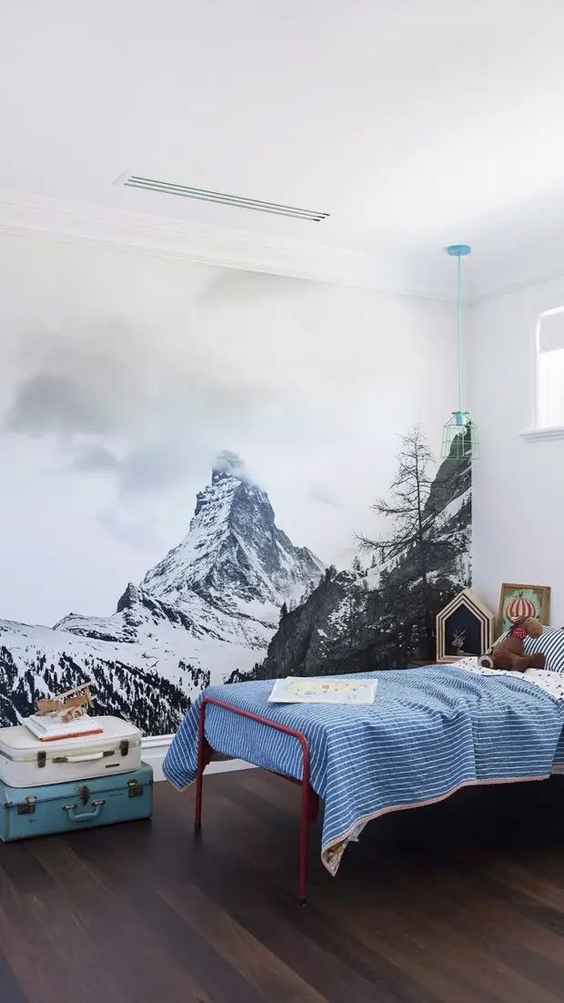 Как в 90-х: 7 сюжетов фотообоев, с которыми легко испортить интерьер