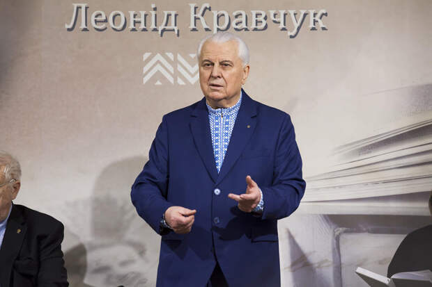 Экс-президент Украины назвал условие подачи воды в Крым