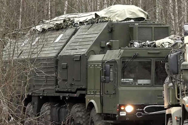 Telegraph: КНР поставляет России оборудование для производства «Орешника»