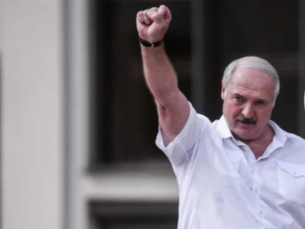 Польский профессор: «Помазаннику России» Александру Лукашенко массовые протесты в стране ничем не угрожают