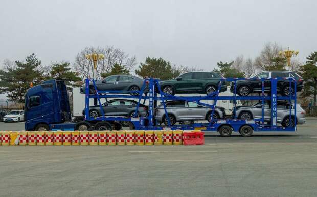 Ввоз подержанных машин из КНР взлетел и продолжает набирать обороты