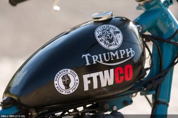 Кастом El Solitario MC Triumph T120R
