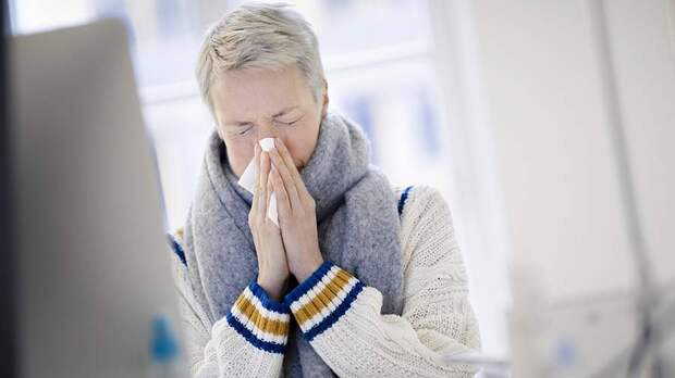 Врач назвала основные причины затяжных простуд