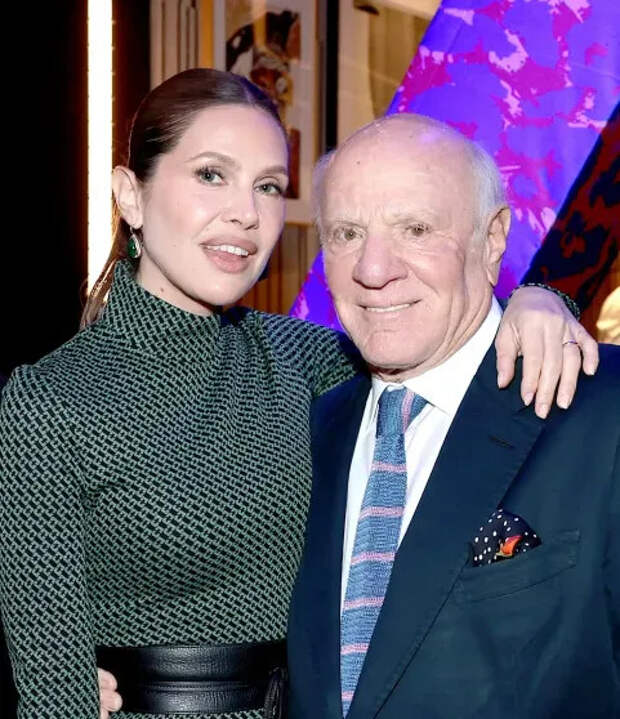 Даша Жукова и Барри Диллер