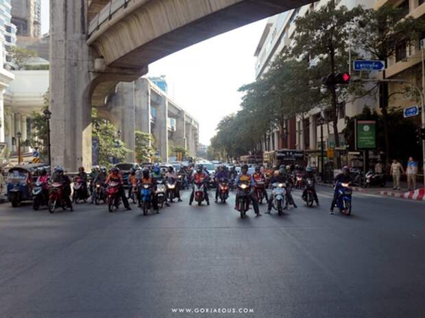 Streets-Bangkok-Thailand-12.jpg