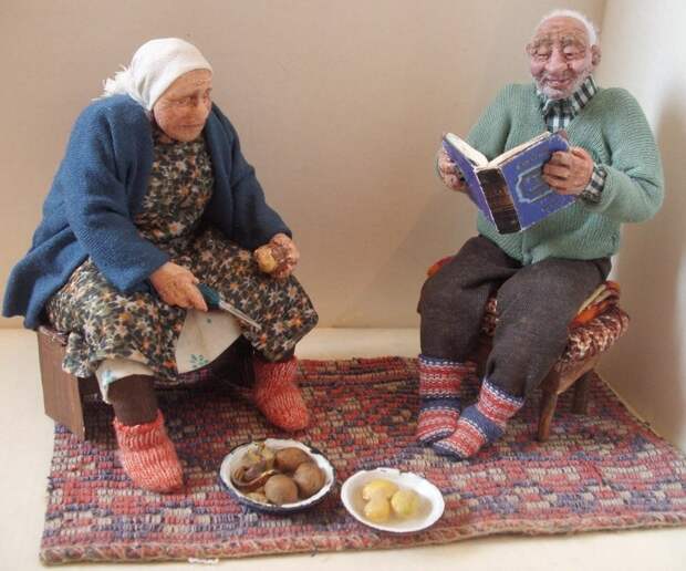 Мастерица из Сибири создает до боли правдоподобные сюжеты из жизни пожилых людей
