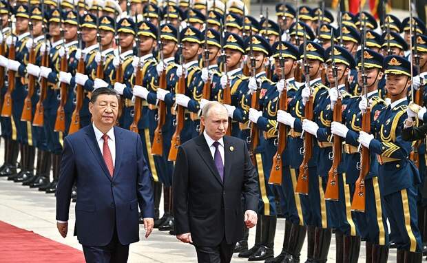 Путин и Си Цзиньпин начали российско-китайские переговоры в КНР