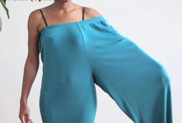 Платье из широких трикотажных брюк на резинке шаг 1