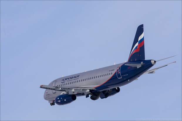 Пилот, имеющий 4000 часов налета на SSJ 100: как ведет себя самолет при отказах различных систем