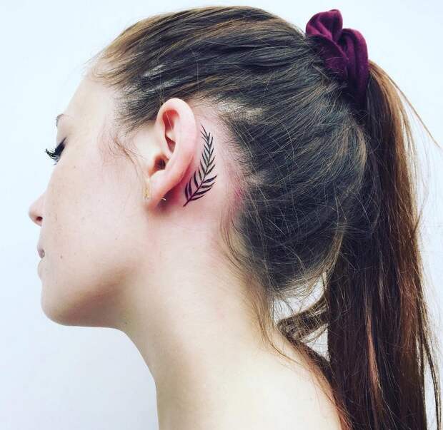 Татуировки за ухом фото 11