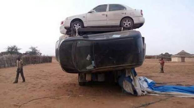 Технология перевозки легковых автомобилей в Судане авто, автоприкол, груз, грузовик, грузоперевозки, прикол, пустыня, судан