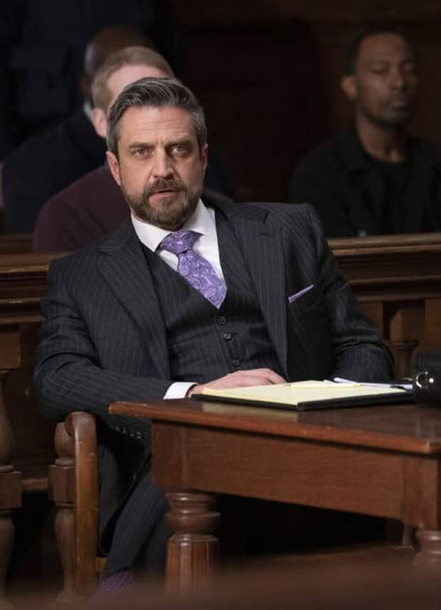 Barba Returns - Law & Order: SVU Season 23 Episode 22