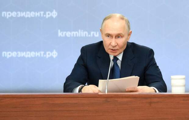 Путин обратился к громящим технику ВСУ российским бойцам