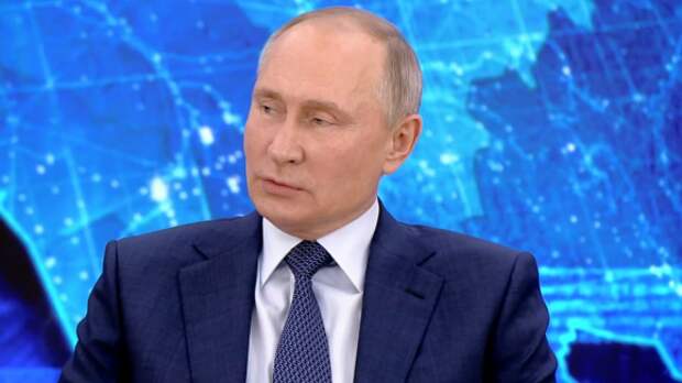 Российские медики получили награду от Путина за борьбу с COVID-19 Российские медики получили награду от Путина за борьбу с COVID-19
