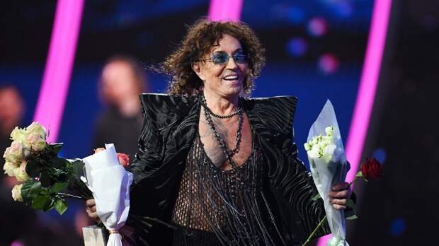 «Это было незабываемо и только для нас»: Ксения Собчак рассекретила частный концерт Валерия Леонтьева