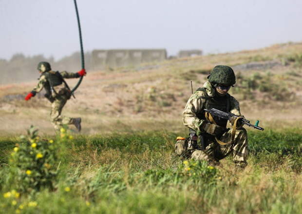 На полигоне Брестский завершился первый этап конкурса «Полярная звезда» АрМИ-2022