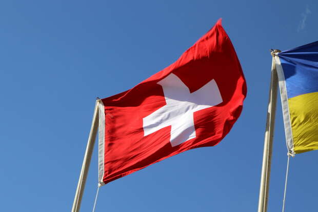 РБК: Швейцарция отказалась помогать ЕС в поиске попавших под санкции активов
