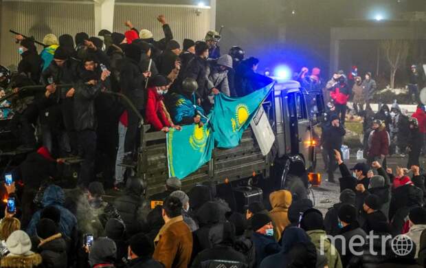 Казахстан начал новый год с волнений: восстанавливаем хронологию событий
