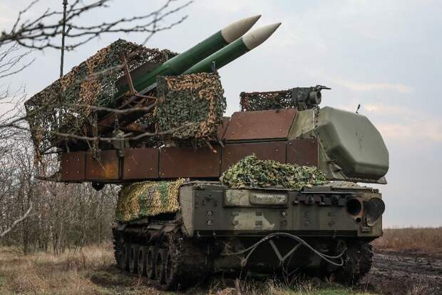 Силы ПВО за четыре часа сбили 15 дронов ВСУ над тремя регионами России