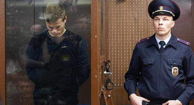 Рассмотрение в Тверском суде ходатайства следствия об аресте футболиста А.Кокорина