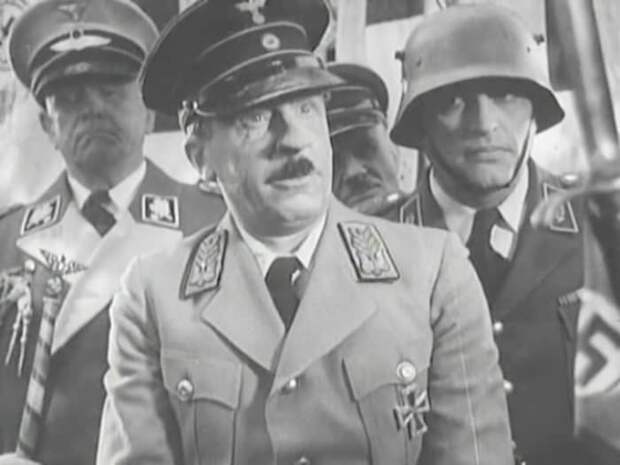 Сергей Мартинсон в роли Гитлера, 1941 | Фото: kino-teatr.ru