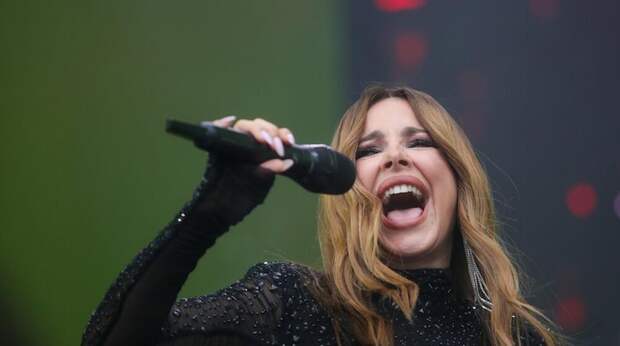 Ани Лорак может заработать за свой сольный концерт от 55 млн рублей