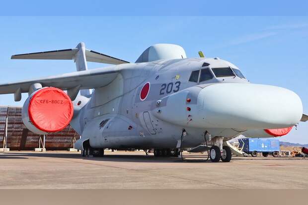 TWZ назвал самый уродливый военный самолет в мире, речь идет о японском EC-2