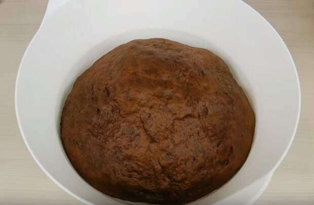 Шоколадное тесто для кулича