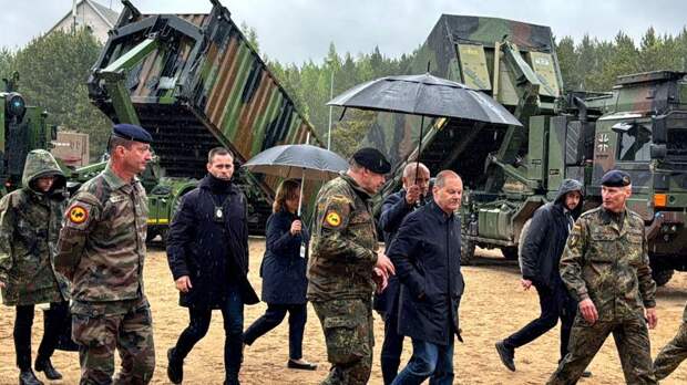 Страны Запада намеренно обостряют риски военного столкновения РФ и НАТО в Прибалтике, — эксперты