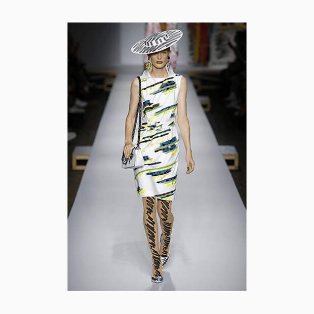 Moschino, весна-2019 Moschino, весна 2019