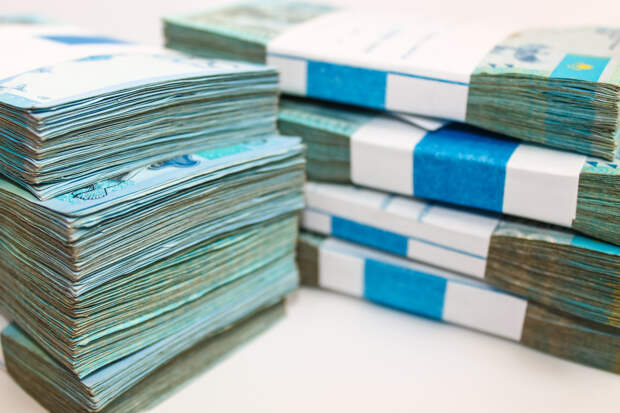 Банк бывшей республики СССР помог вывести $14 миллиардов «из сопредельной страны»