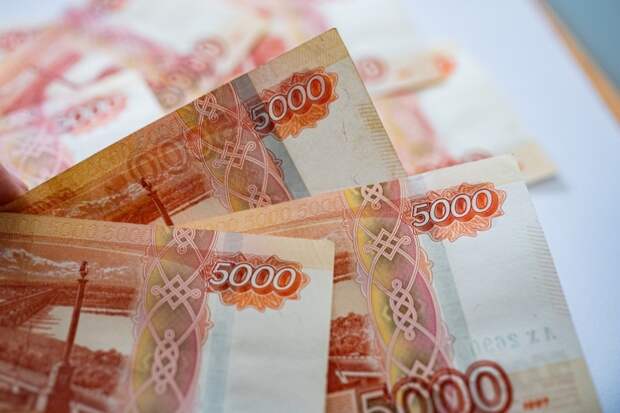 Раскрыто, кому в РФ накинут к зарплате по 3 000 рублей с 2023 года