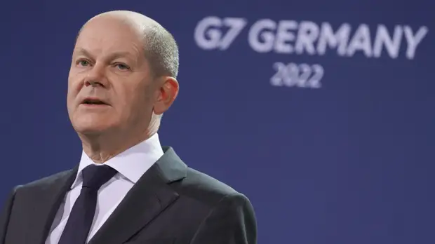 Канцлер ФРГ Шольц заявил, что в НАТО не могут гарантировать нерасширение альянса