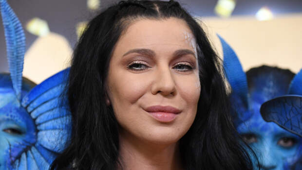 «Просто люблю»: стало известно, за кого вышла замуж певица Елка