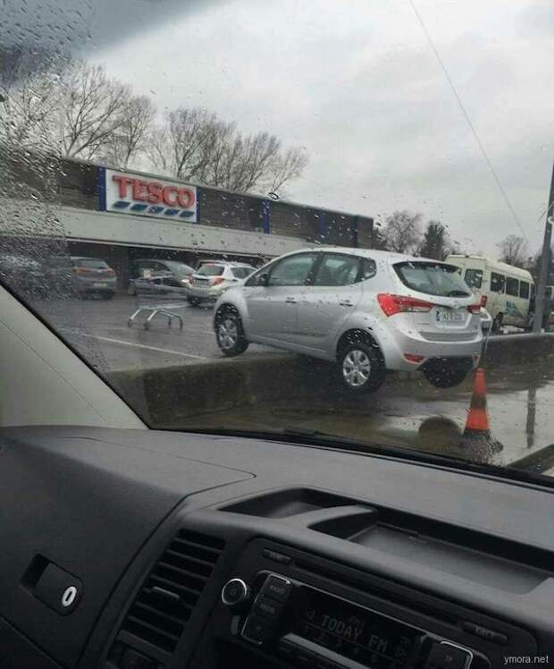 0_18ebda_a51cb4c1_orig-1