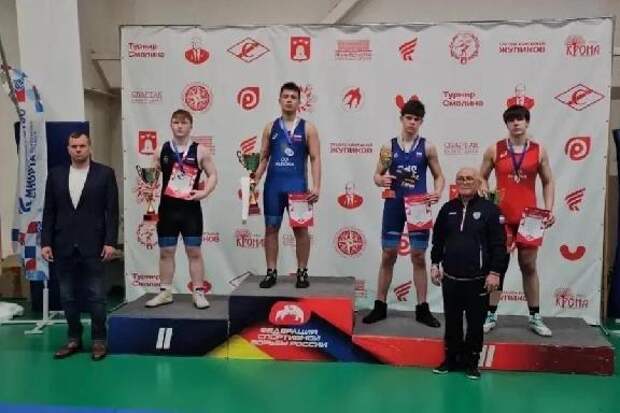 Тамбовчане взяли четыре медали на первенстве ЦФО по греко-римской борьбе