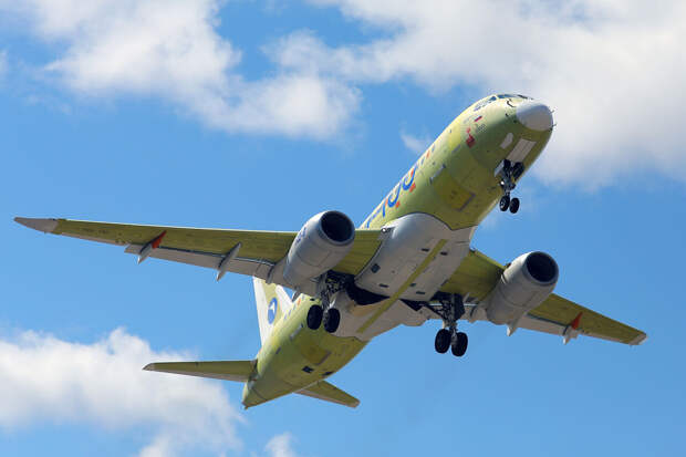 Глава HAL Сунил: SJ-100 может заполнить нишу региональной авиации в Индии