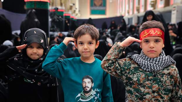 Al Arabiya: в Иране понизили возраст до 12 лет для добровольцев армии
