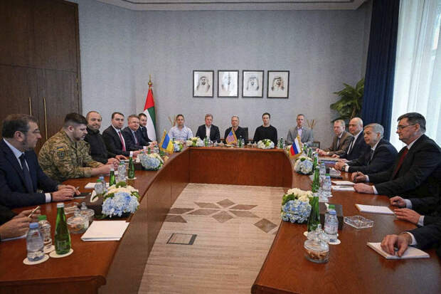 "РБК-Украина": Киев на переговорах отверг ключевое требование России по Донбассу