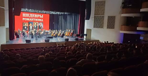 Социальные координаторы фонда "Защитники Отечества" сопровождают ветеранов СВО на культурных мероприятиях