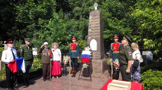 Акция «Горсть Памяти». Фото: открытый источник