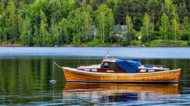 Лучший способ отдохнуть на озере - прокатиться по нему на лодке география, интересная страна, красота, куда поехать, независимость, праздник, туризм, финляндия
