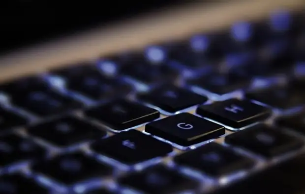 Иноагентом сможет быть каждый: теперь даже денег из-за границы получать не надо будет