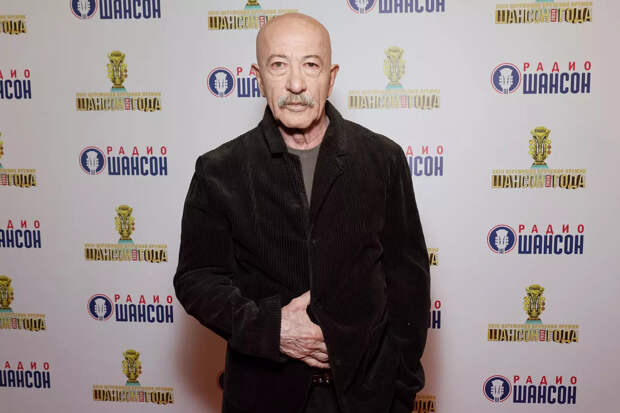 «Развернусь и уйду»: Александр Розенбаум заговорил о завершении карьеры