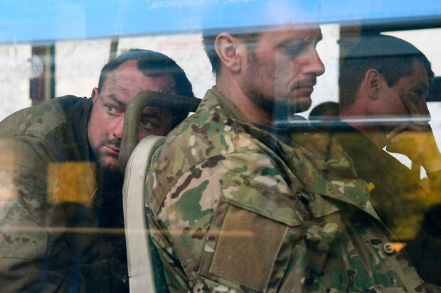 Пленный Шевченко: ВСУ для перевозки солдат используют школьные автобусы