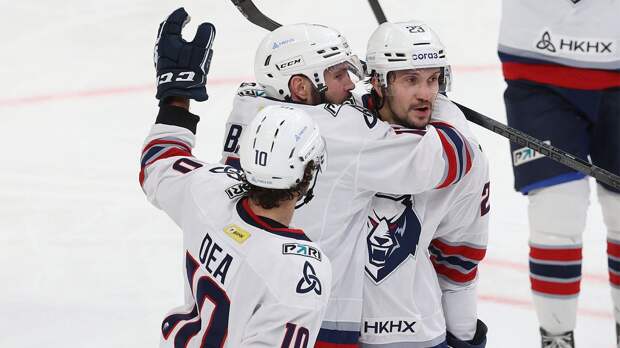 «Нефтехимик» победил «Адмирал» и прервал серию поражений, Соколов оформил дубль