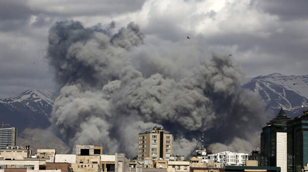 «Лицемерию нет границ»: почему в западных странах не осудили атаку США и Израиля на Иран