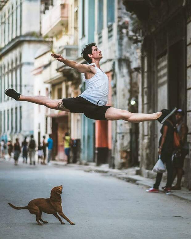 Кубинская страсть и русская балетная школа: уличные снимки танцоров