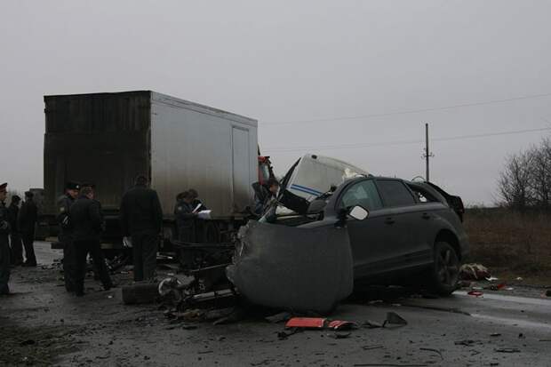 Q7 разбился под Курском Q7 разбился под Курском