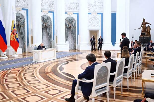 Русская школа управления вышла на международный уровень. Конец блату и кумовству